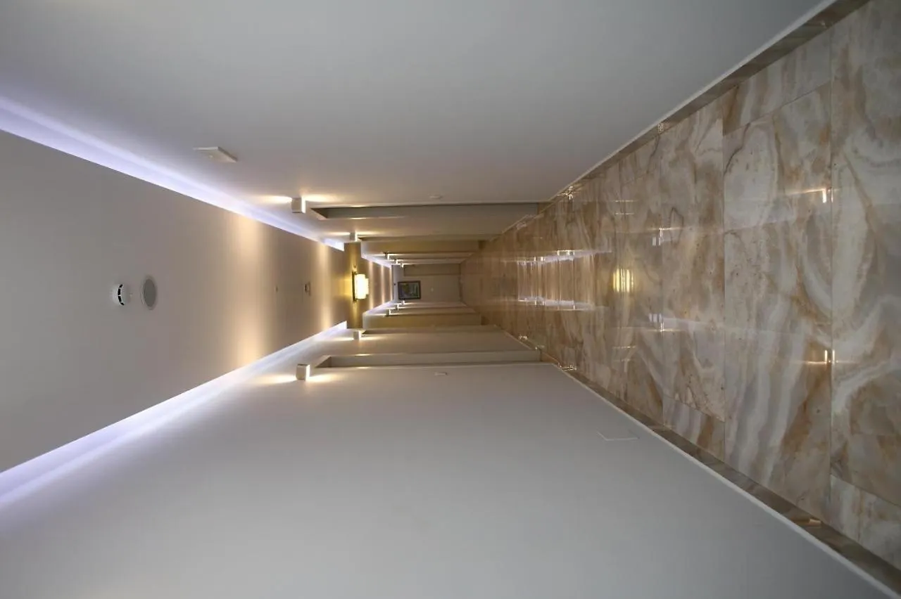 Hotel Wilson Лежа 4*,  Албания